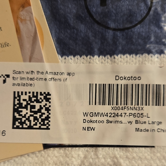 New Dokotoo Striped Navy White Red Swim Coverup Size Large - Picture 2 of 4